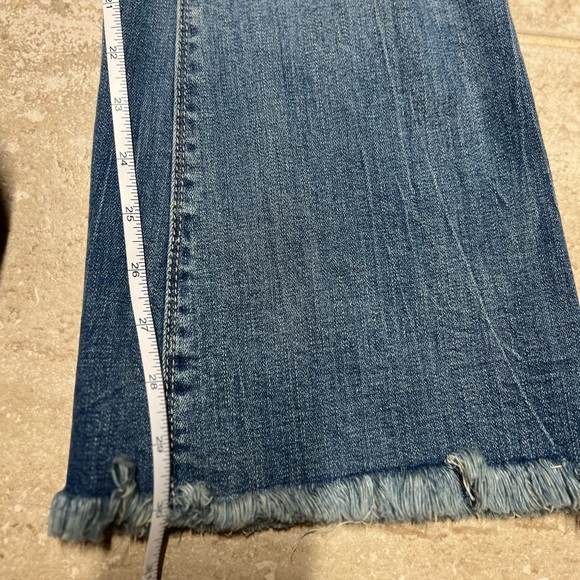 💙💙EUC- NINA FLARE HOT KISS DISTRESSED JEANS SZ 7💙💙 - Picture 6 of 6